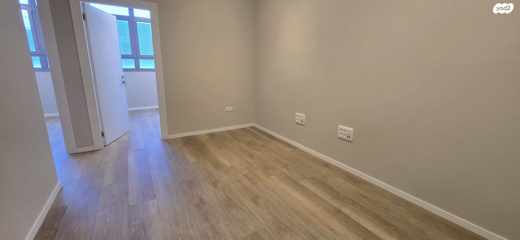 משרדים, אזור תעשיה כרמיאל, כרמיאל