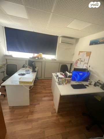 משרדים, תפוצות ישראל, תל גנים, גבעתיים