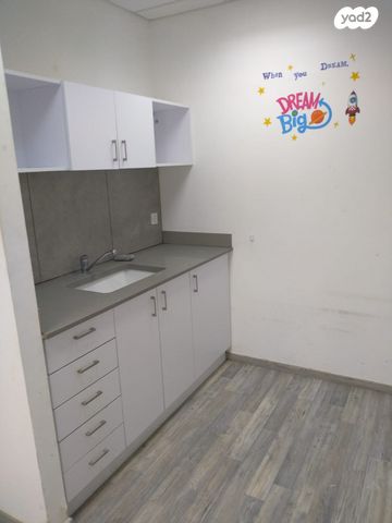 משרדים, לוד