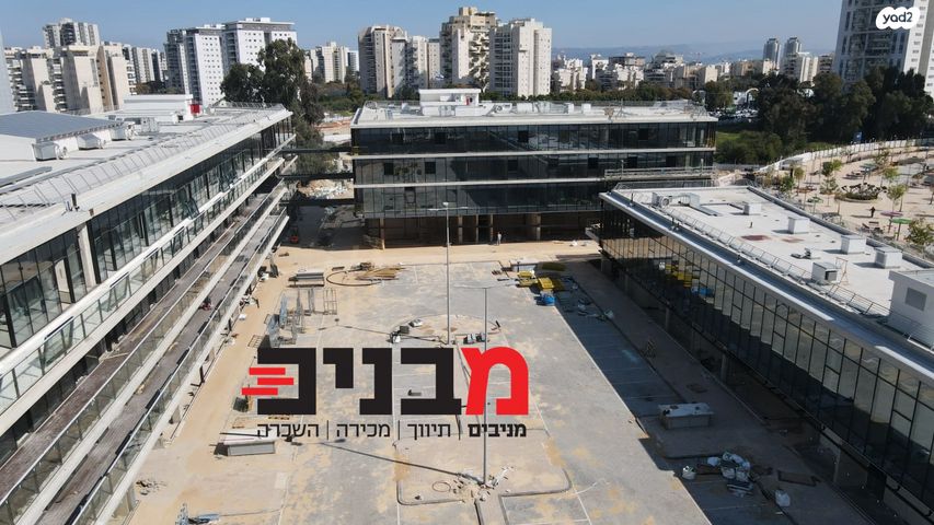 משרדים, שושנה דמארי, משכנות האומנים, קרית מוצקין