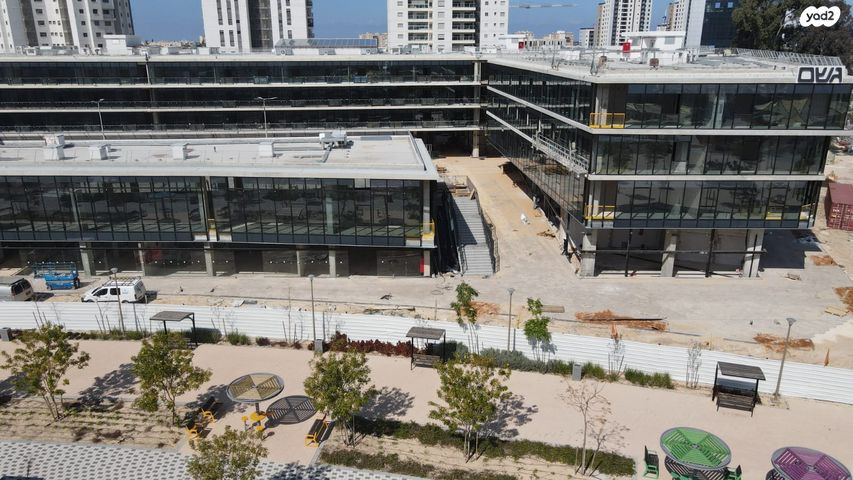 משרדים, שושנה דמארי, משכנות האומנים, קרית מוצקין