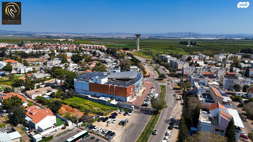 יקותיאל אדם 7