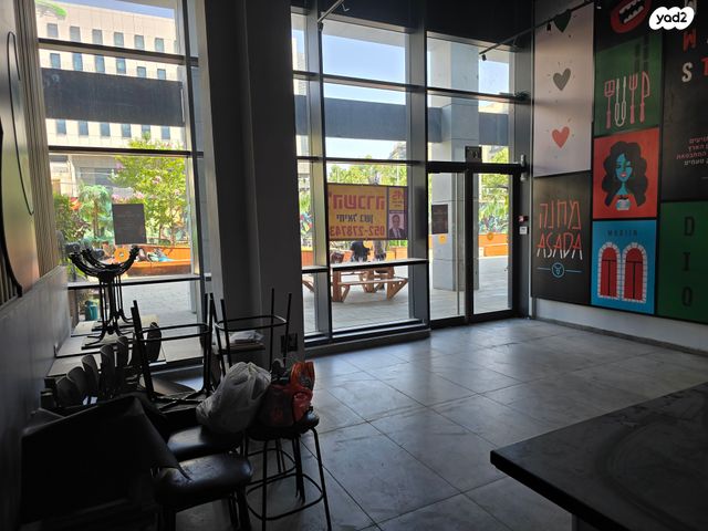 חנויות/ שטח מסחרי, דם המכבים 36, שאר העיר, מודיעין מכבים רעות