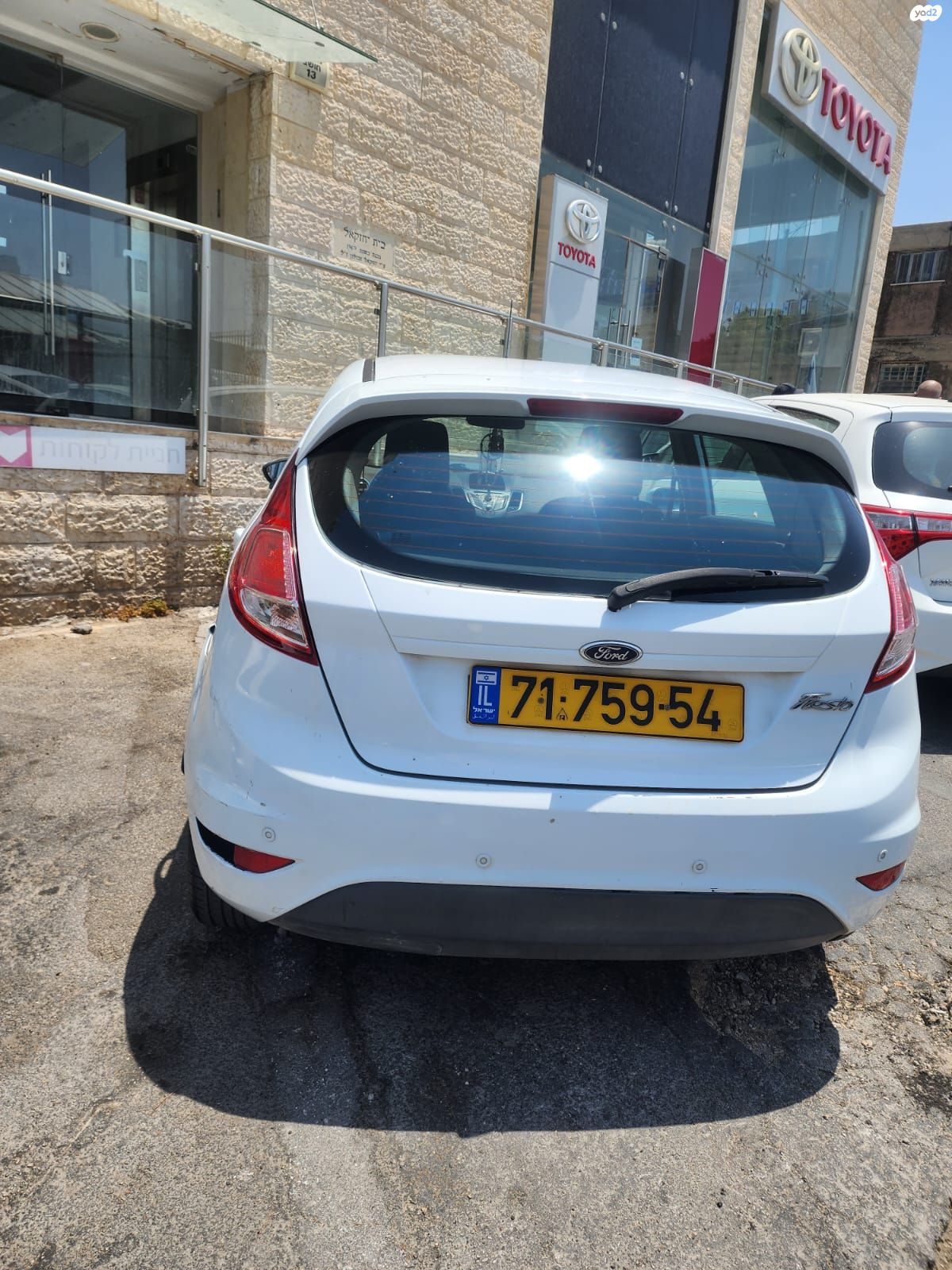 מודעת רכב פורד פיאסטה