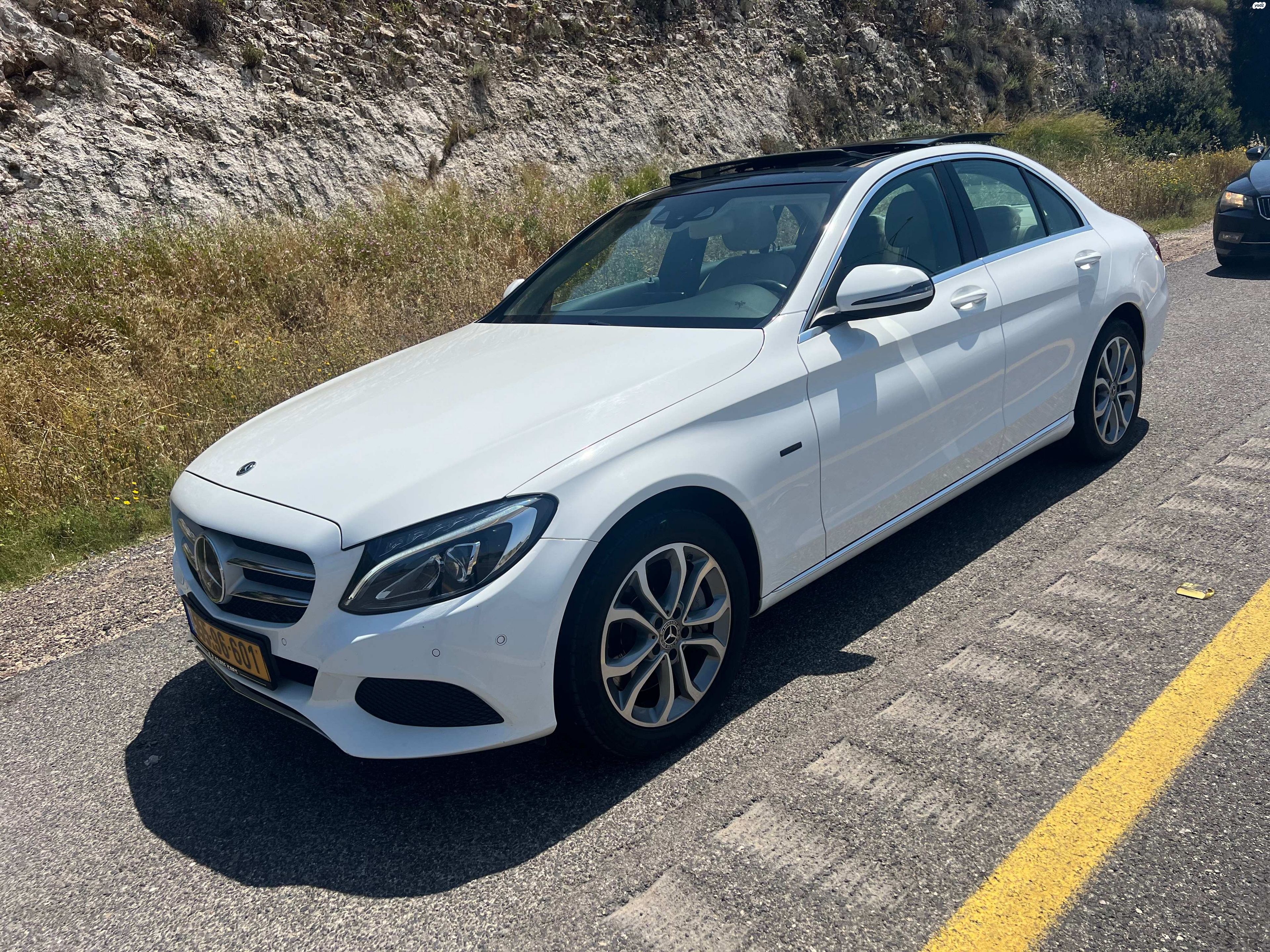 מודעת רכב מרצדס-בנץ C-class