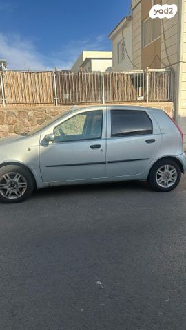 מודעת רכב פיאט פונטו