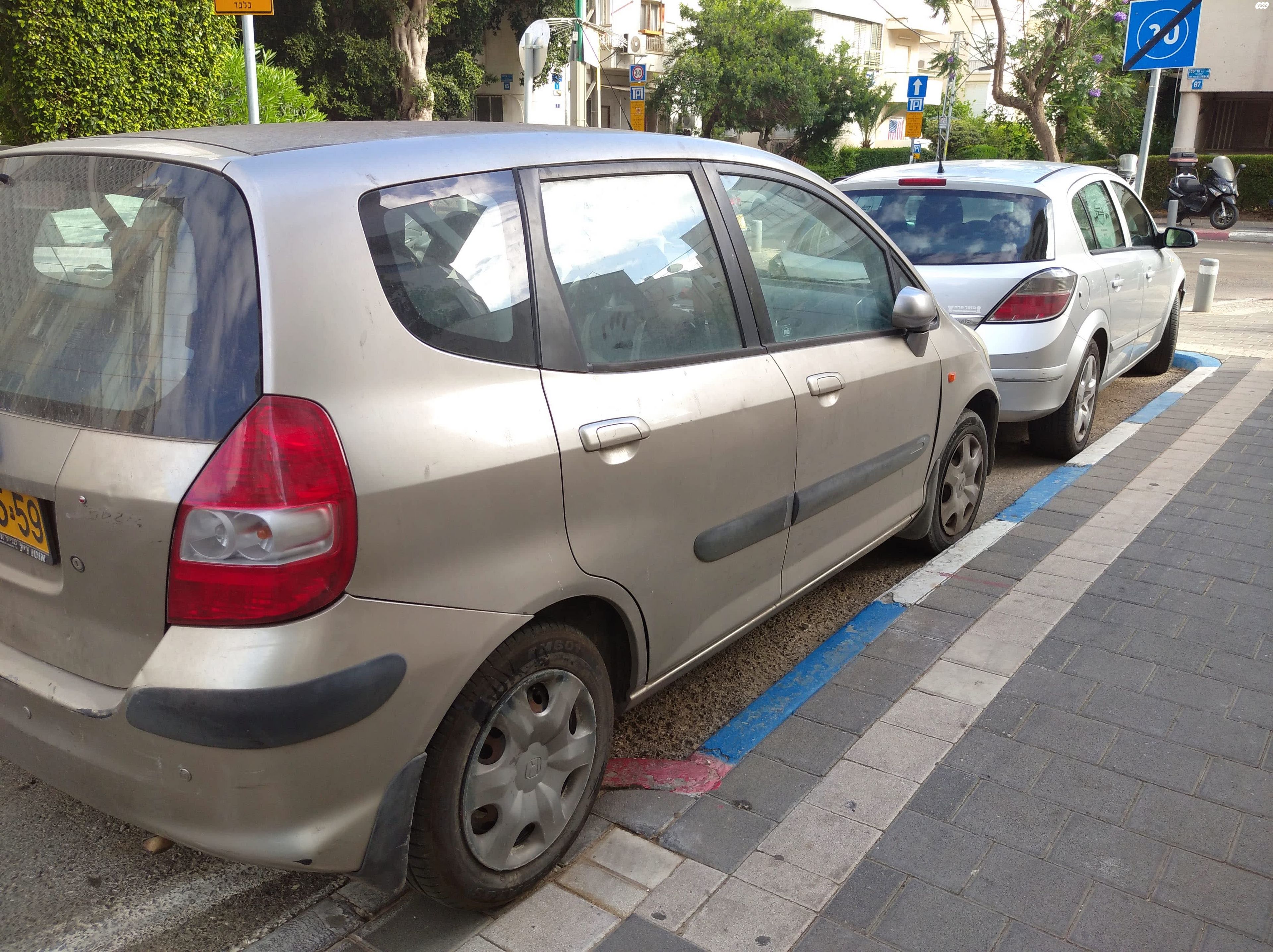 מודעת רכב הונדה ג'אז 