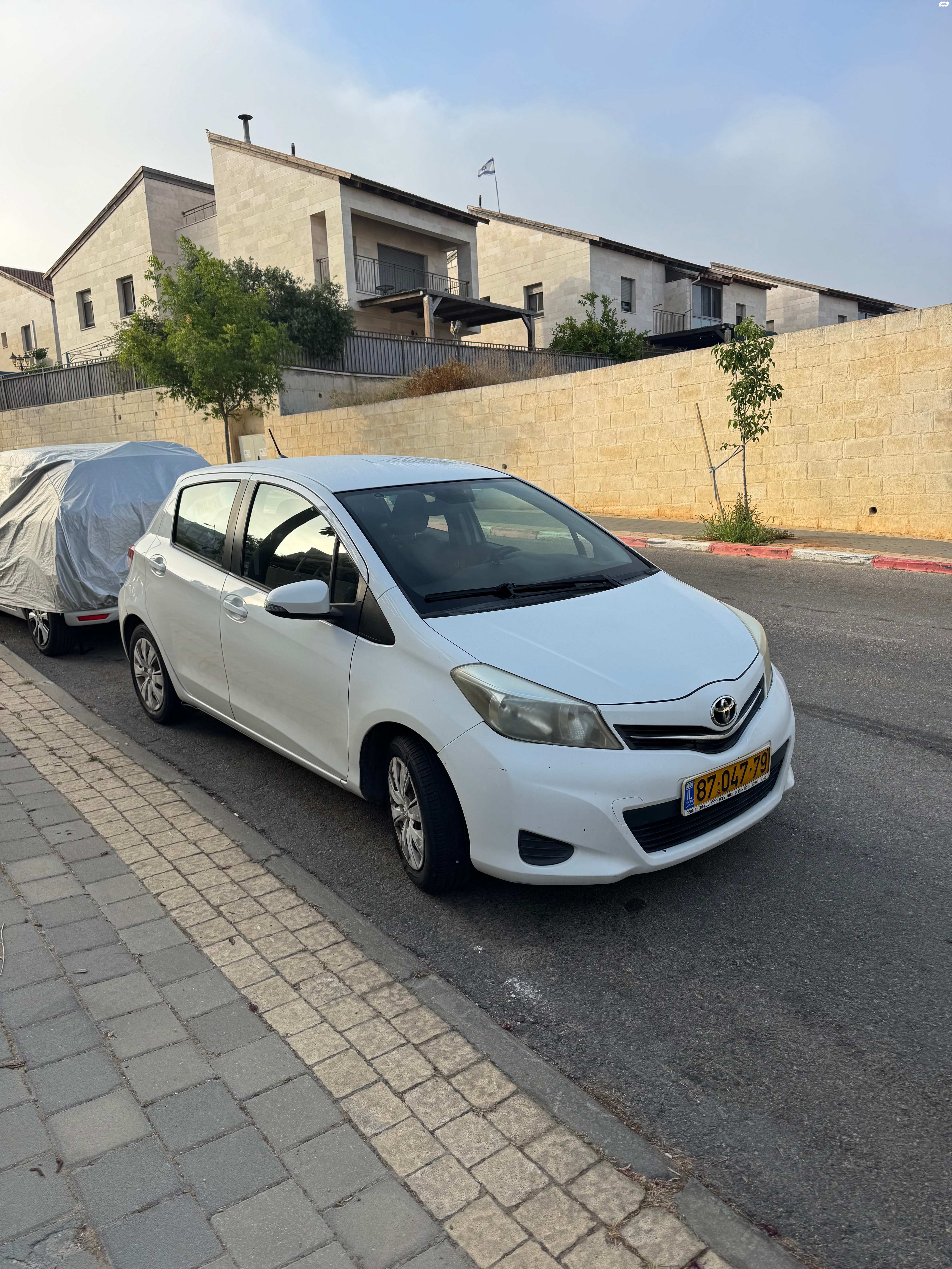 מודעת רכב טויוטה יאריס