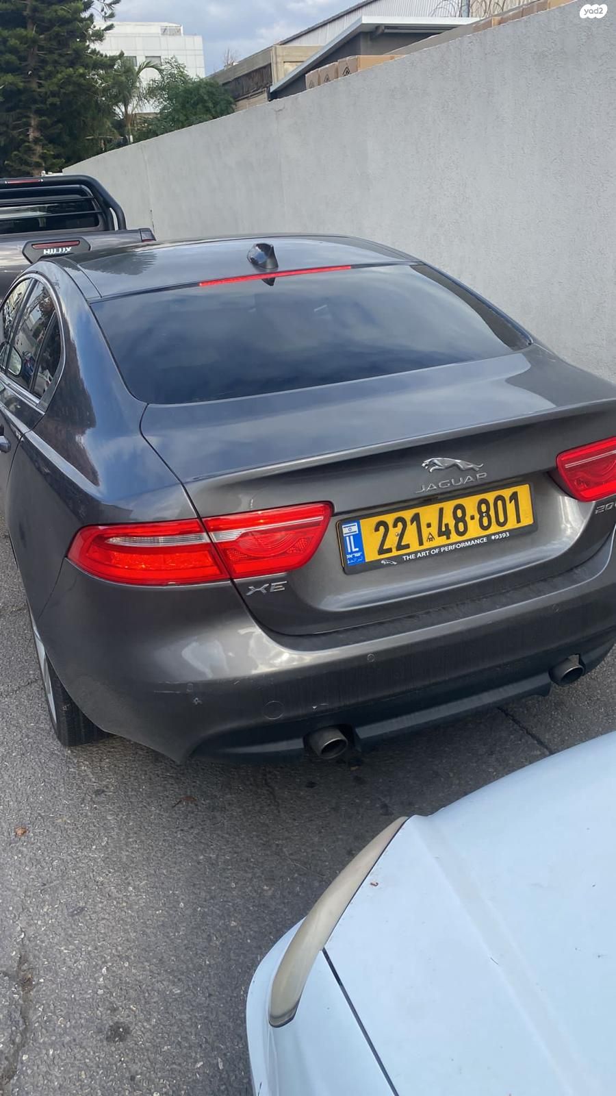 מודעת רכב יגואר XE