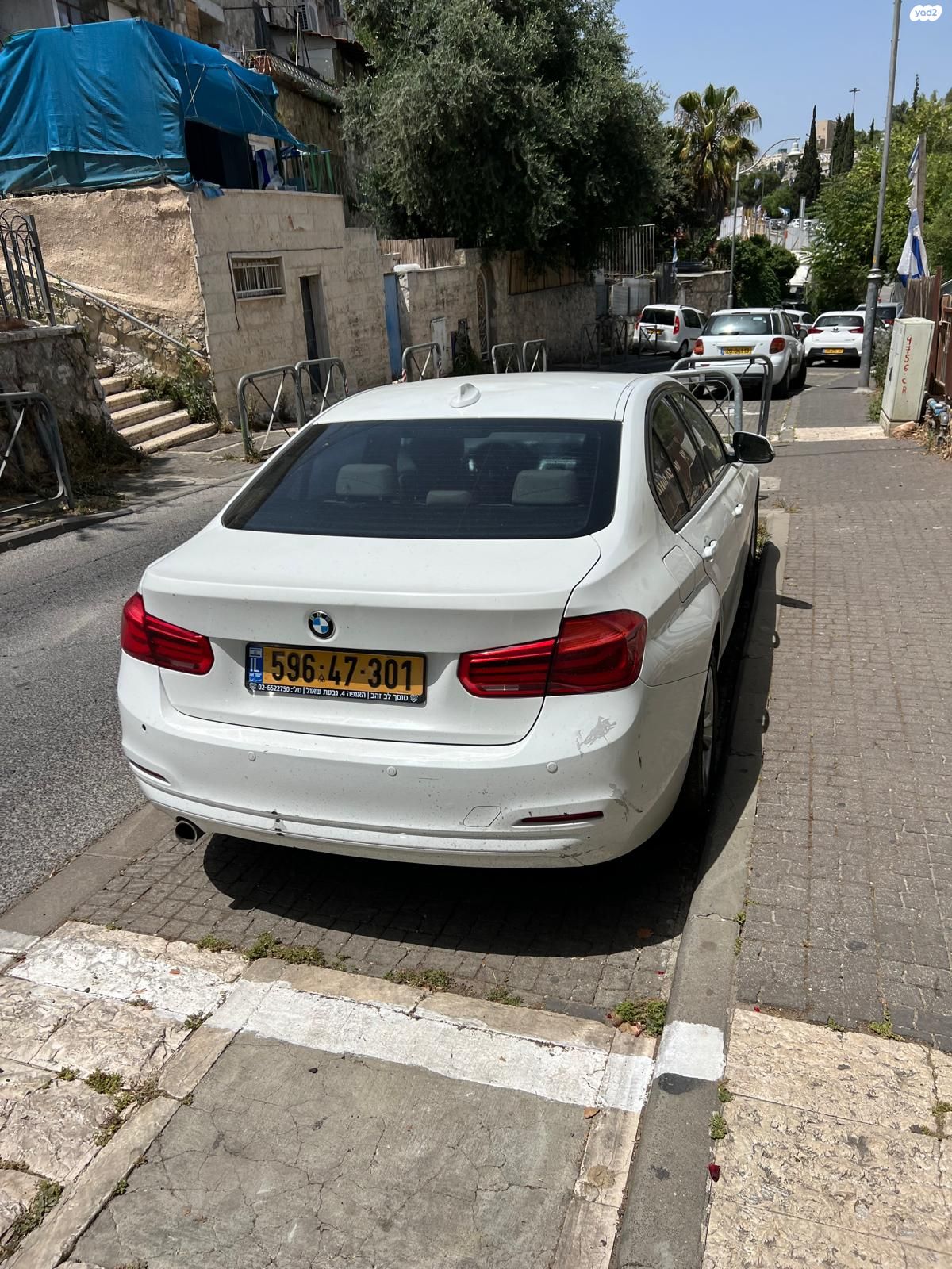 מודעת רכב ב מ וו סדרה 3