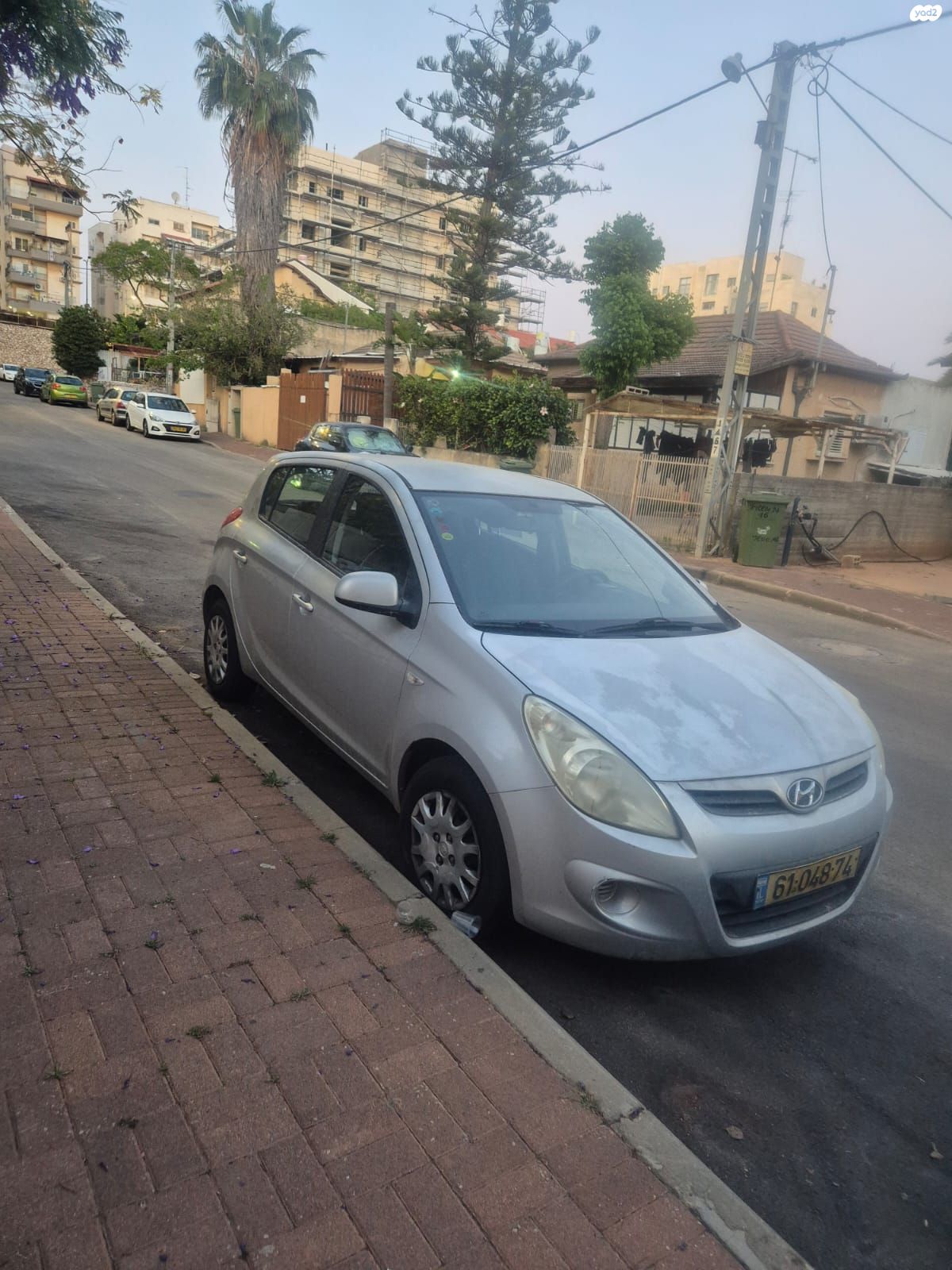 מודעת רכב יונדאי i20