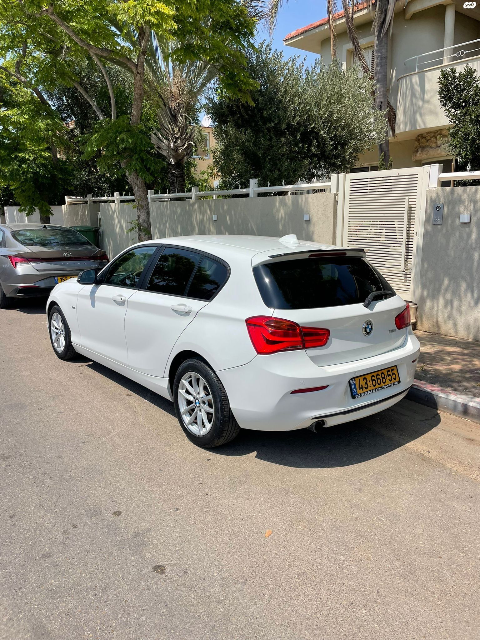 מודעת רכב ב מ וו סדרה 1