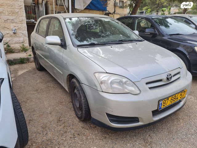 טויוטה קורולה