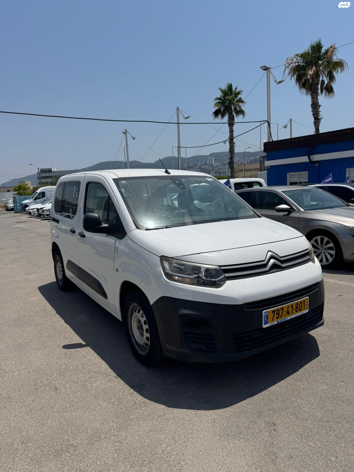 מודעת רכב סיטרואן ברלינגו