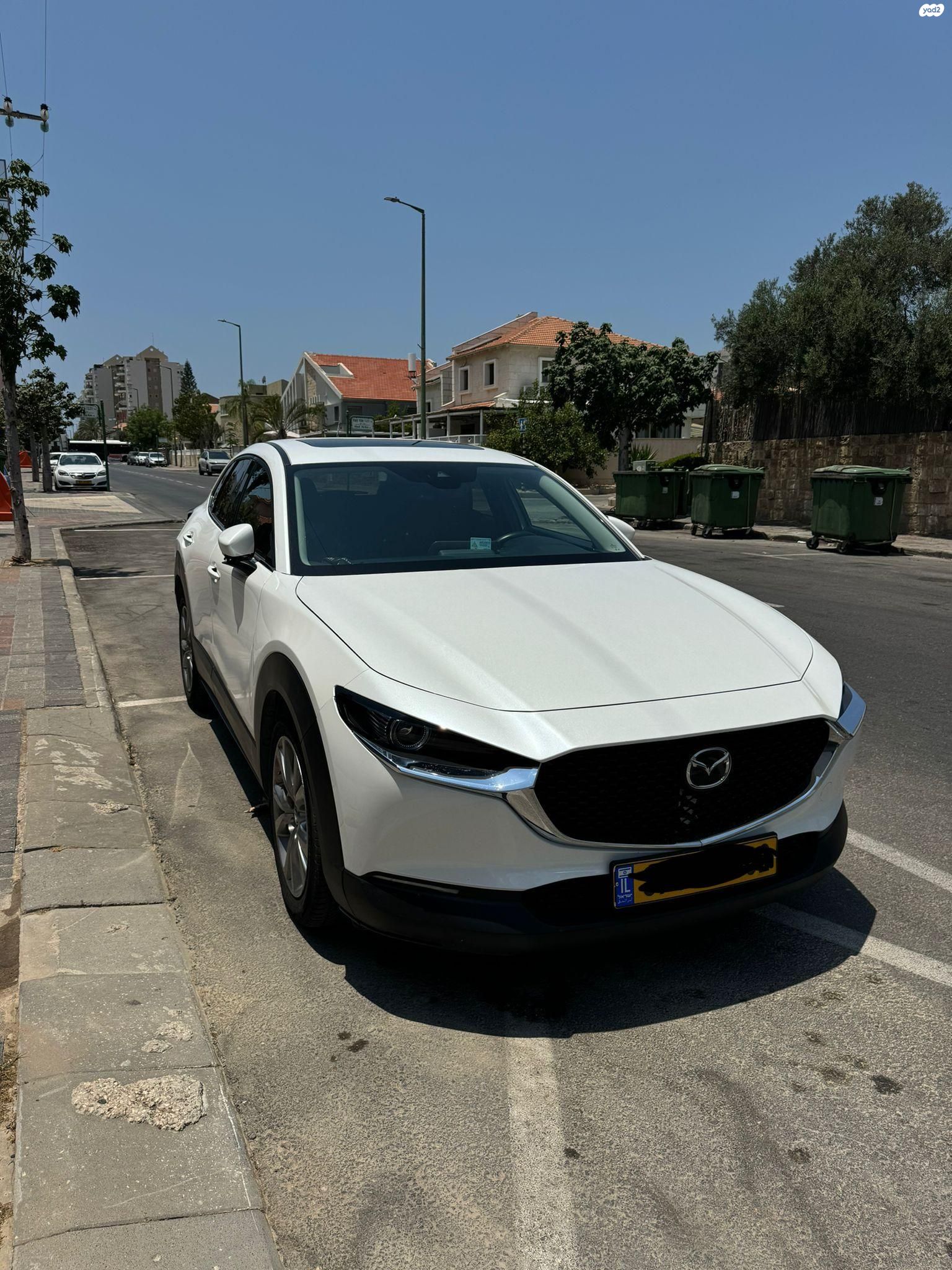מודעת רכב מאזדה CX-30