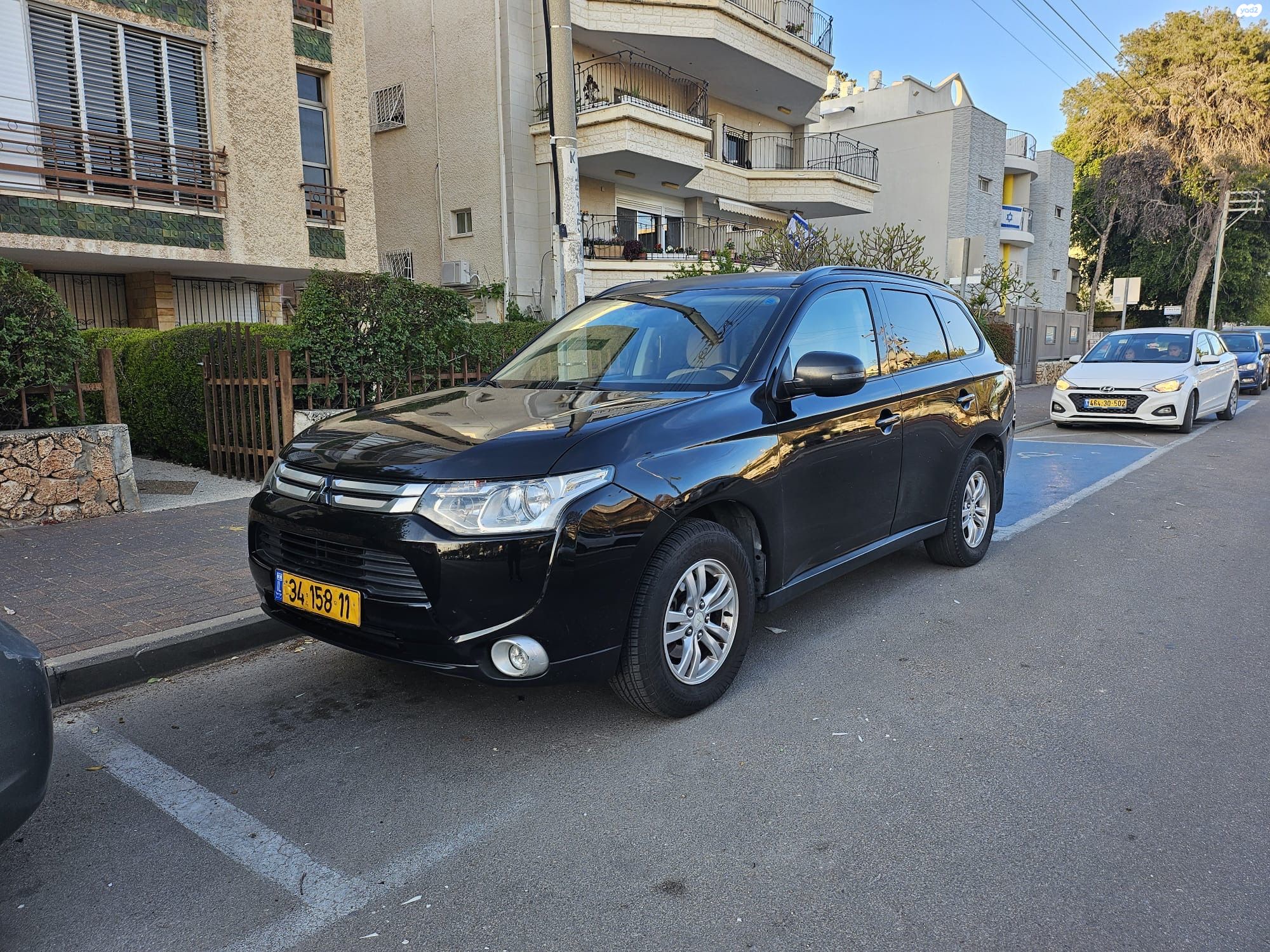 מודעת רכב מיצובישי אאוטלנדר