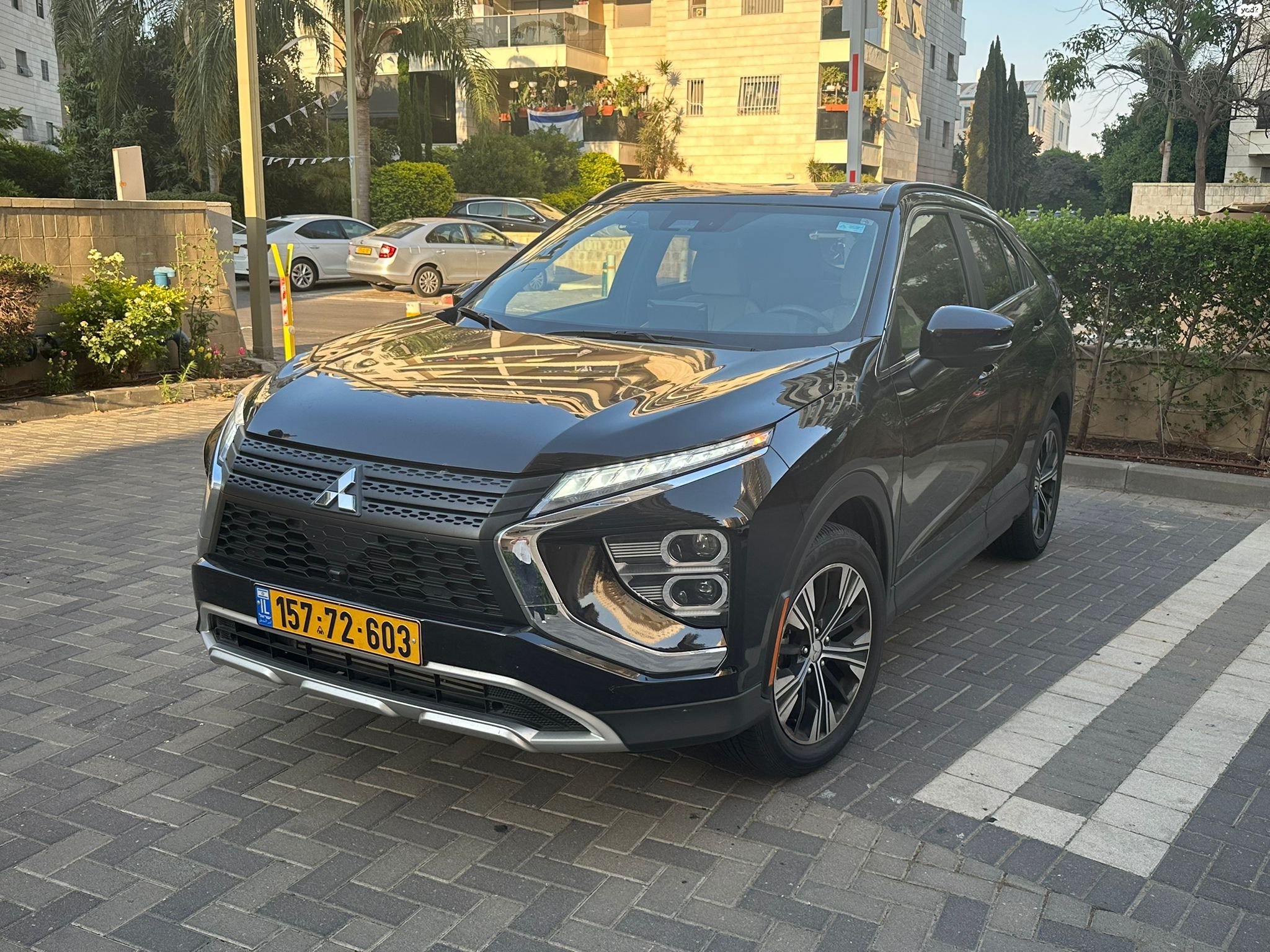 מודעת רכב מיצובישי אקליפס קרוס