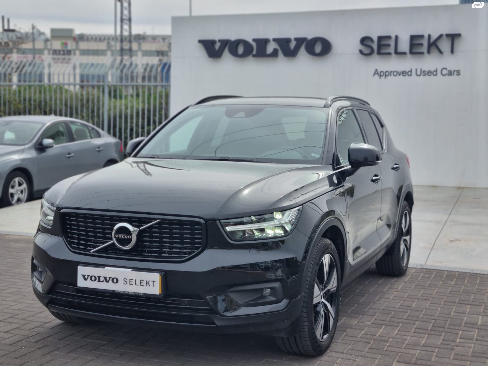 מודעת רכב וולוו XC40