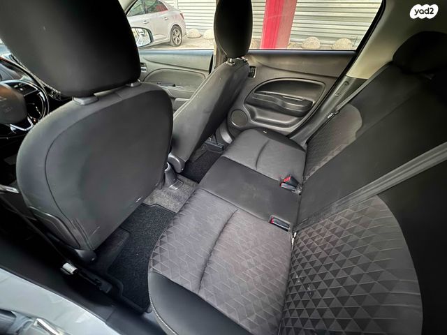 מיצובישי ספייס סטאר