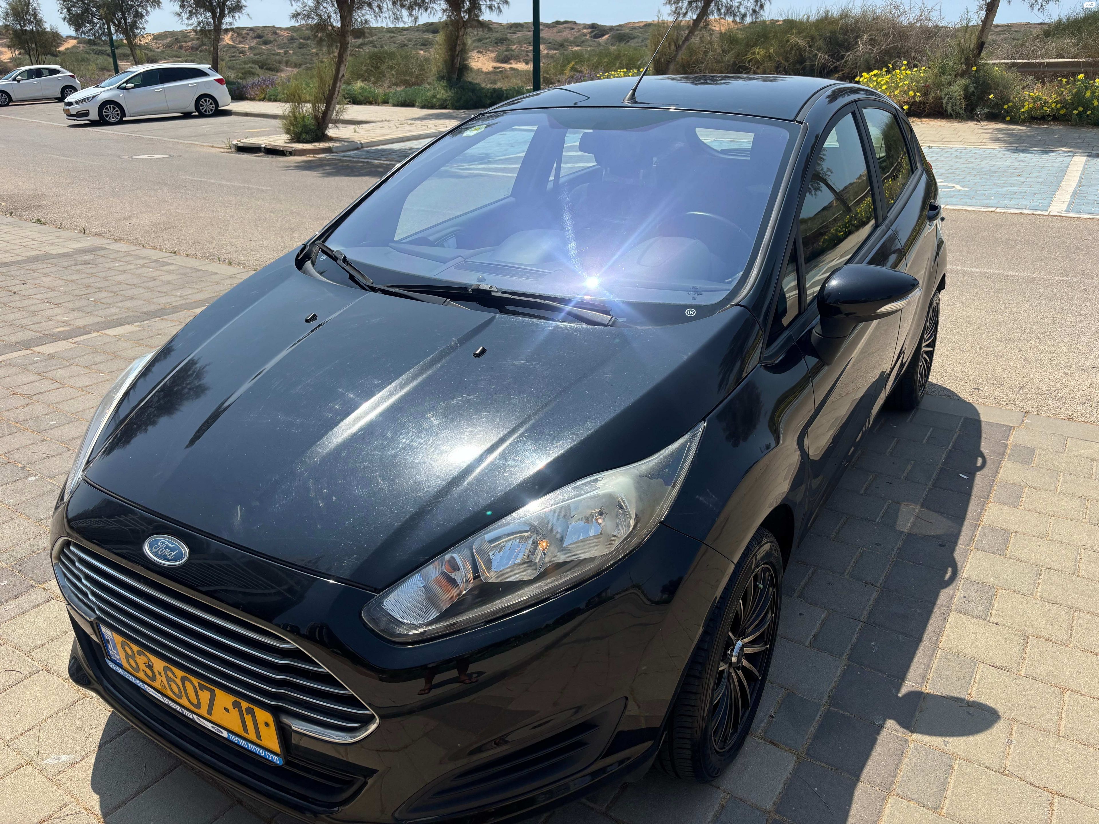 מודעת רכב פורד פיאסטה