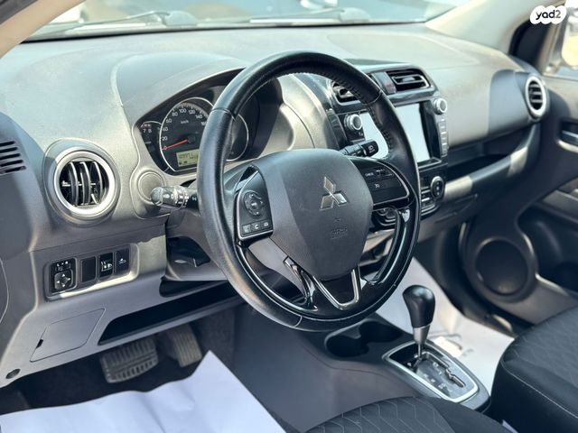 מיצובישי ספייס סטאר