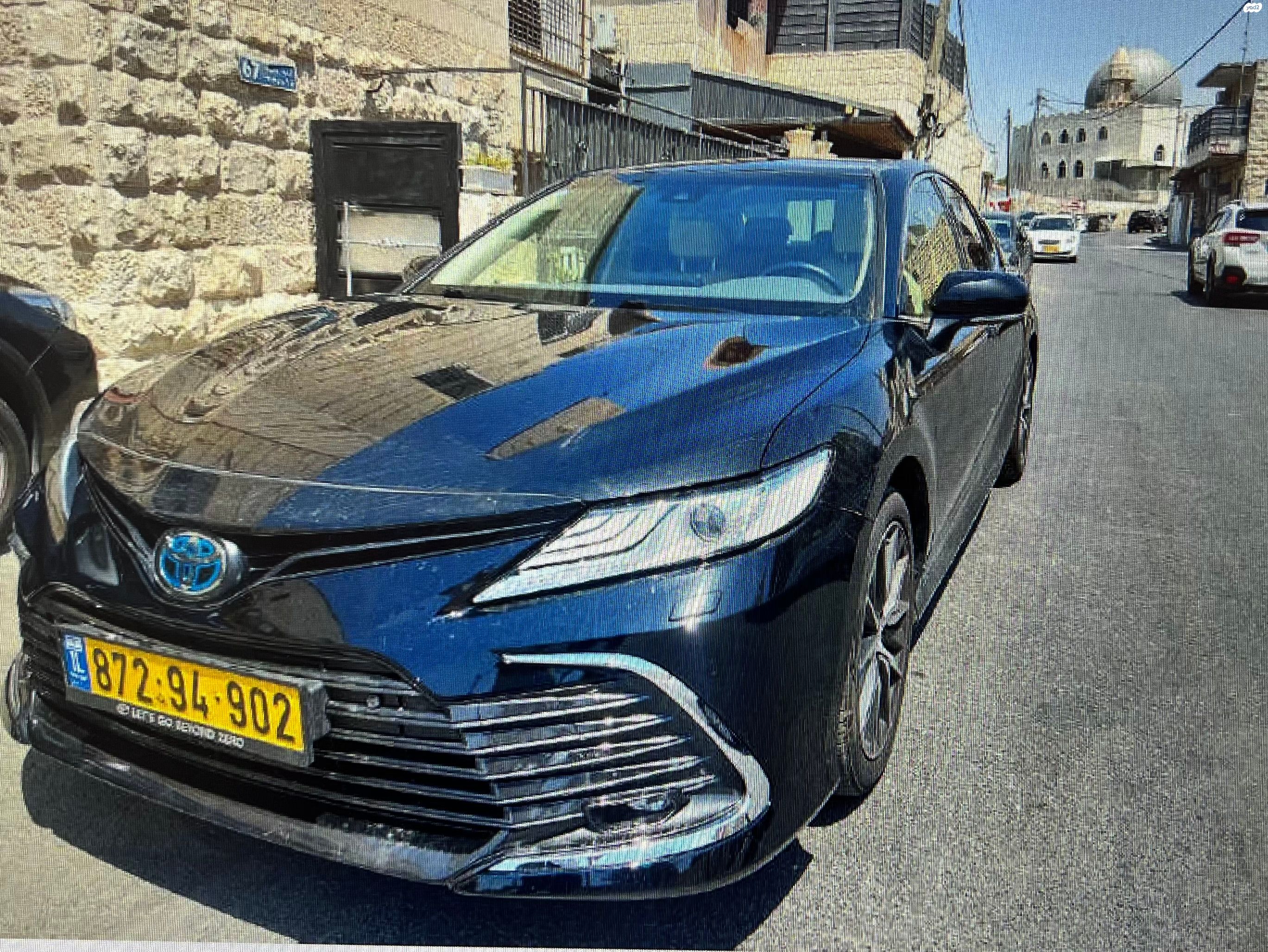 מודעת רכב טויוטה קאמרי