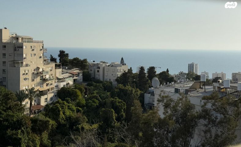 אדמונד פלג 32
