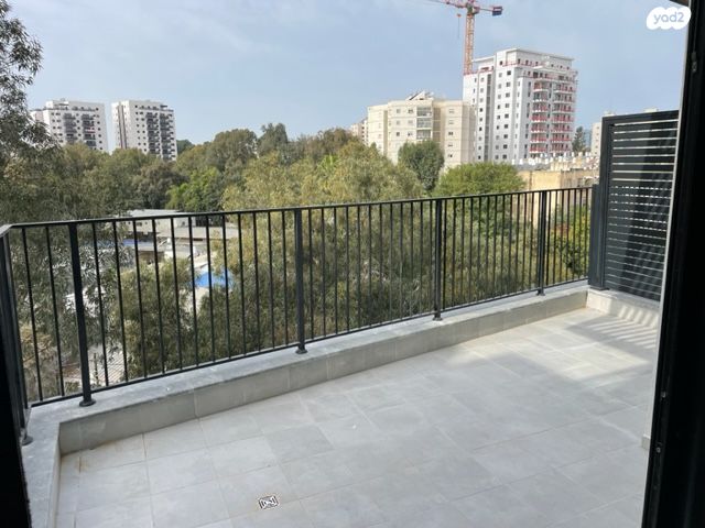 דירה, מעפילי אגוז 35, נווה חן, תל אביב יפו