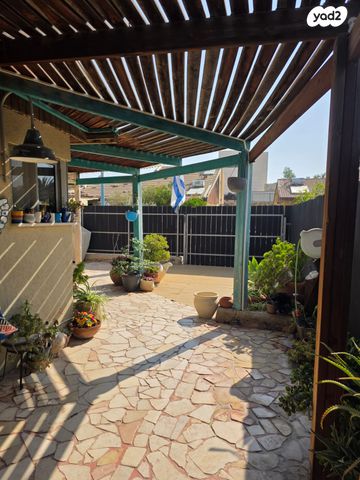 בוקק 10
