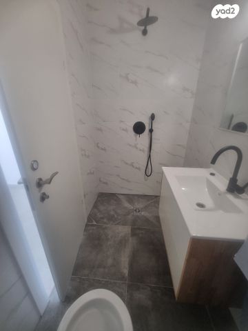 דירה, בני ברית 17, רמתיים, הוד השרון