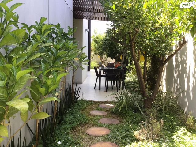 דו משפחתי, שבזי, שבזי, כפר סבא