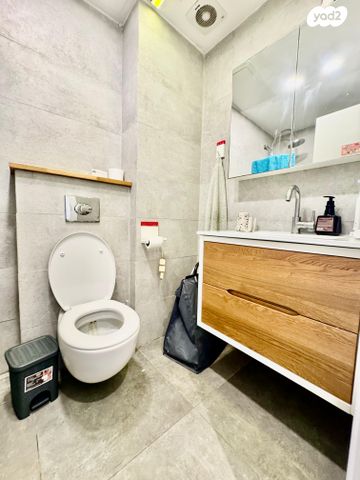 גג/ פנטהאוז, אלי כהן 13, קרית ויצמן, רעננה