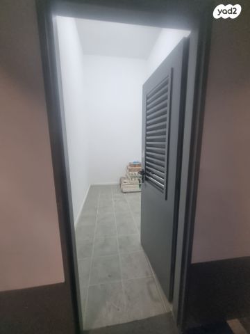 דירה, בני ברית 17, רמתיים, הוד השרון