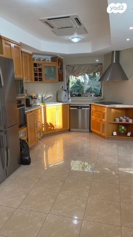 דו משפחתי, שבדיה, הוד הכרמל, דניה, חיפה