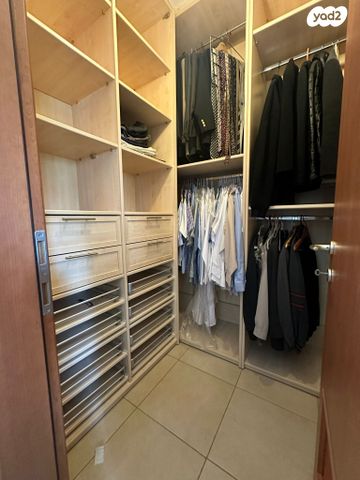 דירה, פתח תקווה