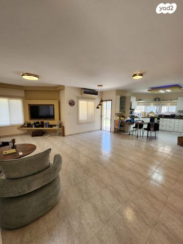 בית פרטי/ קוטג', אליעזר קשאני, רמות, באר שבע