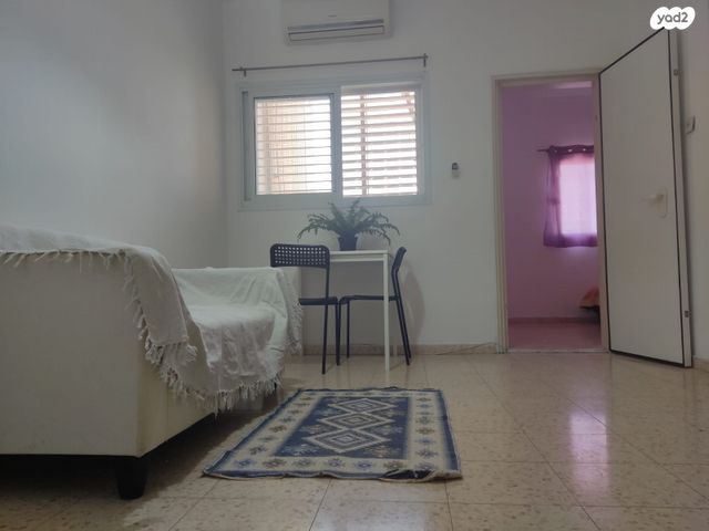 דרך השלום 56