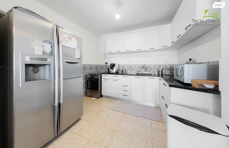 דירה, דרך הציונות, רובע ד', אריאל