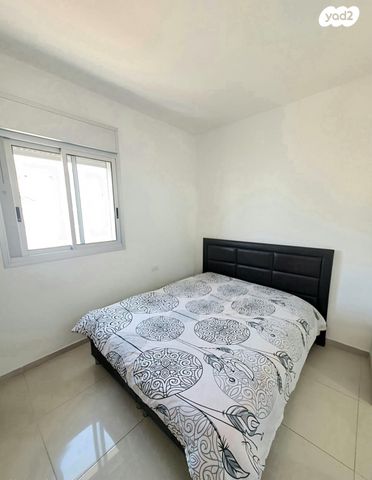 דירה, סעדיה גאון, גרין ועם, חולון