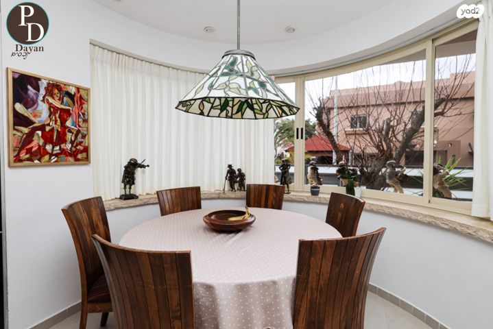 דו משפחתי, כפר יונה