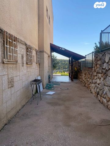 דו משפחתי, מעלות תרשיחא