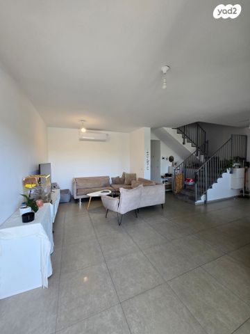 דופלקס, אורן, גדרה מזרח, גדרה