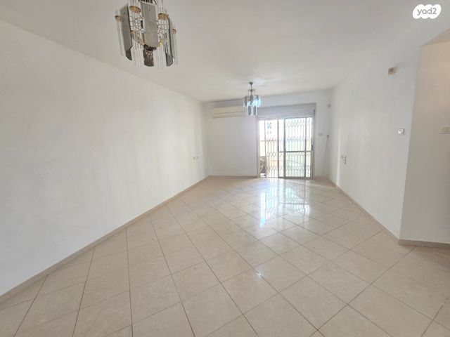 דירה, עלי דיוויס, העיר העתיקה, רמב"ם, דרום, באר שבע