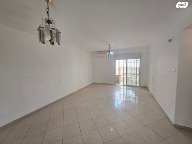 דירה, עלי דיוויס, העיר העתיקה, רמב"ם, דרום, באר שבע