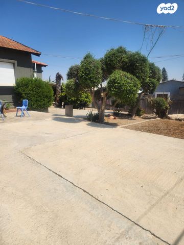 משק חקלאי/ נחלה, זוהר