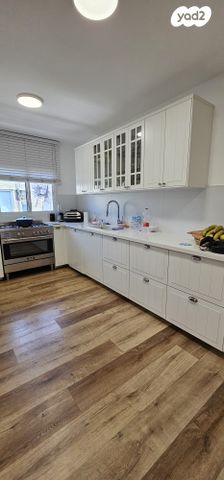 דירה, ארלוזורוב, רוטשילד עצמאות, בת ים