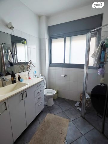 דירה, נחלת בנימין, פלורנטין, תל אביב יפו