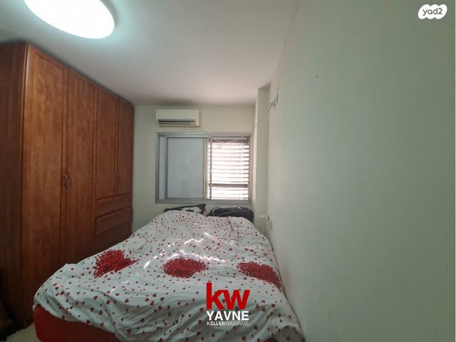 דירה, הרקפת, נאות אשכול, יבנה