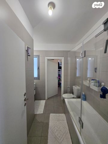 דופלקס, אורן, גדרה מזרח, גדרה