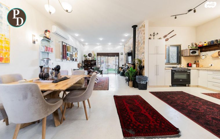 דו משפחתי, כפר יונה